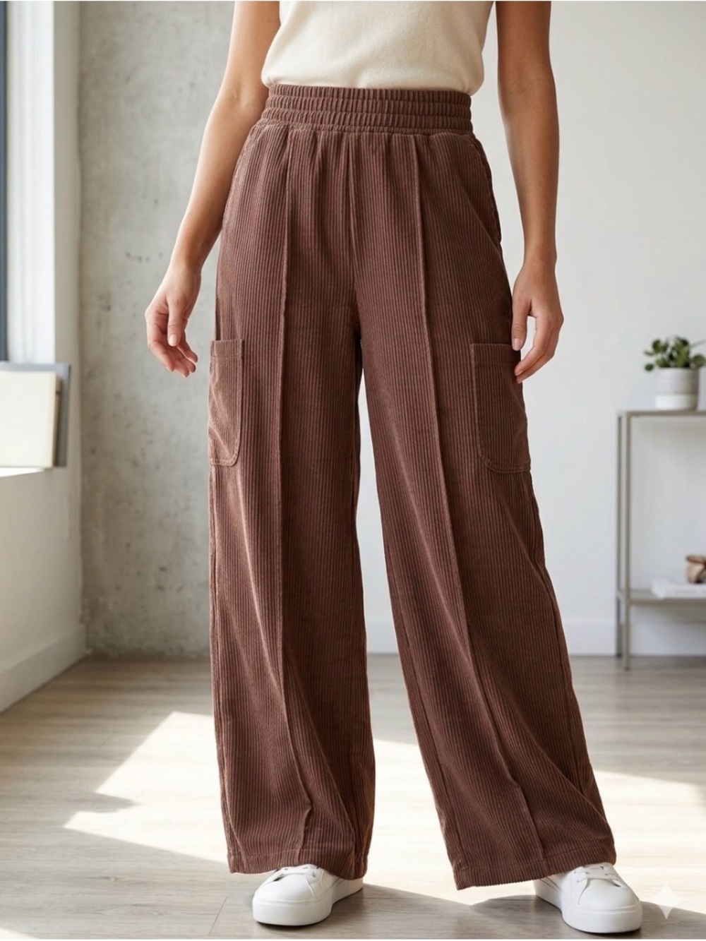 SO Wide-Leg Corduroy Pants in Brown Women’s Size XS (25” Waist)